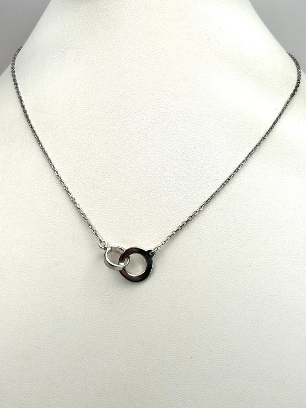 925 Sterling Silver Interlocking Circle Minimalist Pendant Necklace 16 in Paris